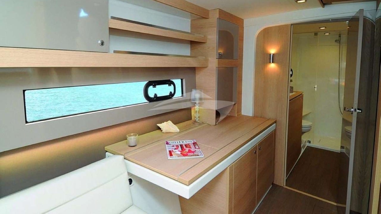 Master suite bathroom