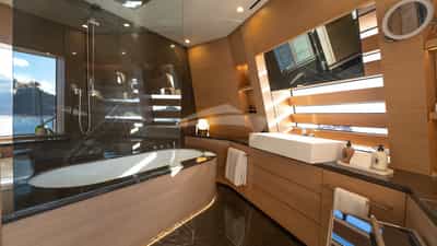 Master ensuite