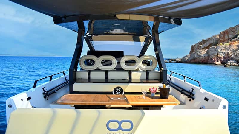 BIG BALLOON 15m motor yacht charter, photo 4