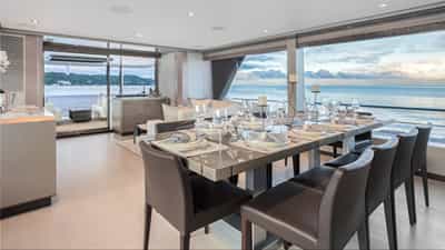 Formal Dining (Sistership)