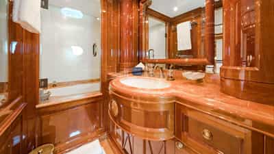 Twin Cabin Bathroom