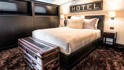 Guest Cabin