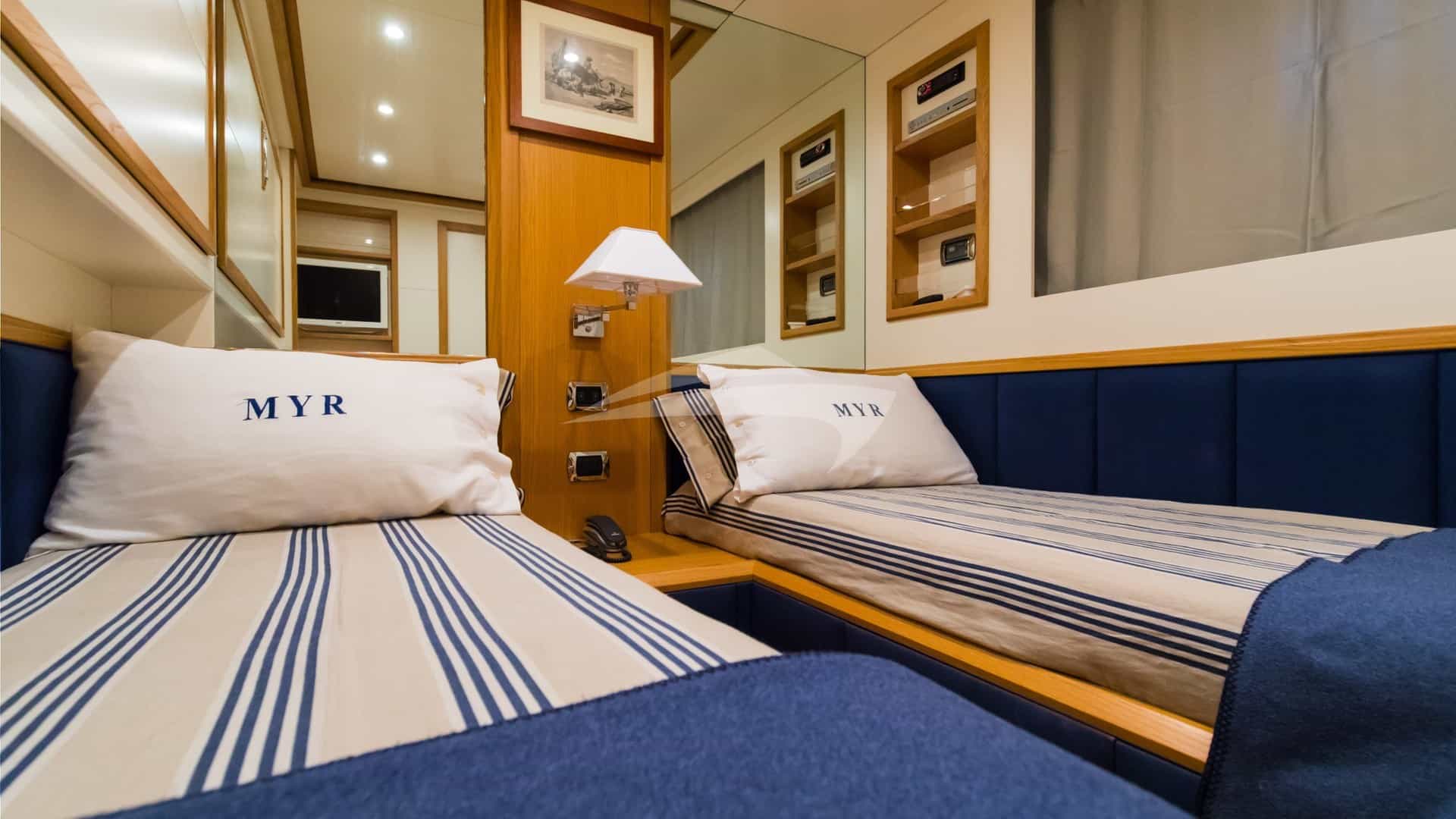 Twin Cabin 1