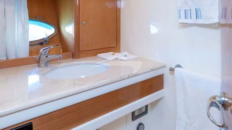 C&A 17m motor yacht charter, photo 4