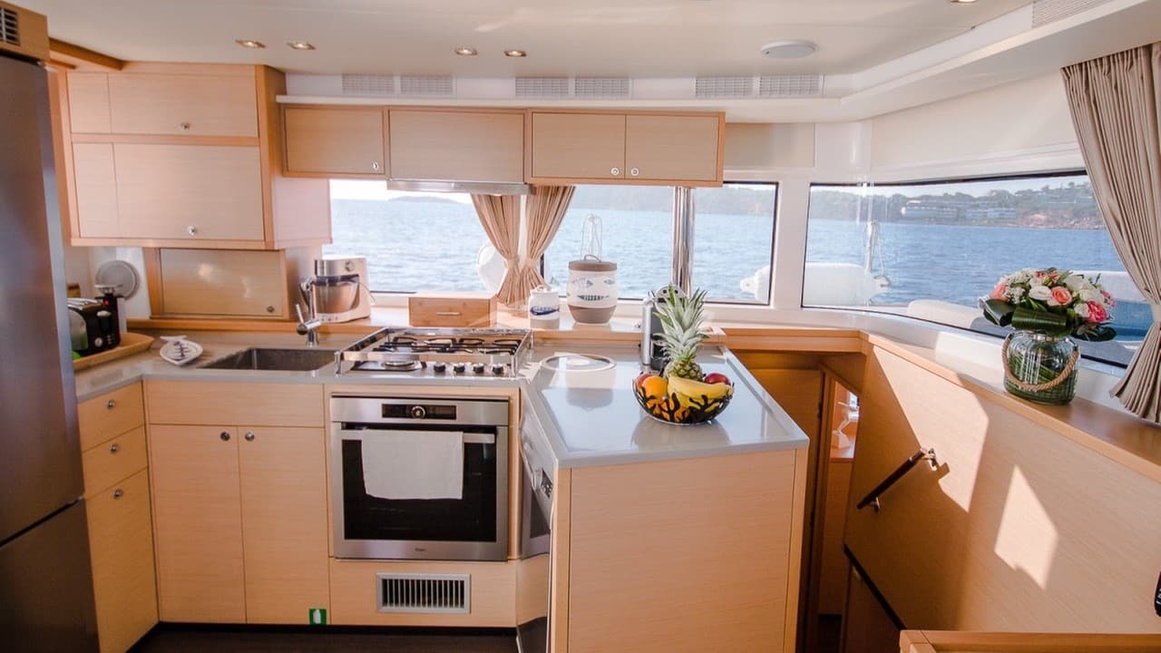 LUCKY CLOVER, photo from the yacht portfolio 11