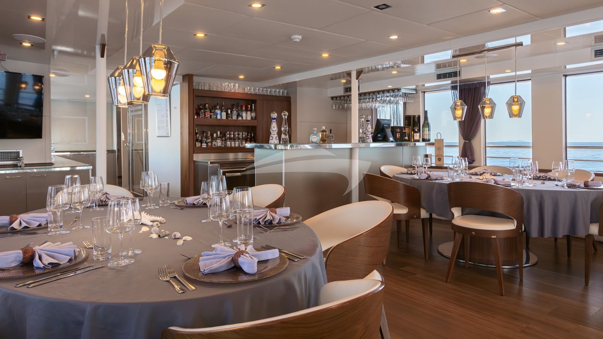 Dining Area in Salon - Upper Deck