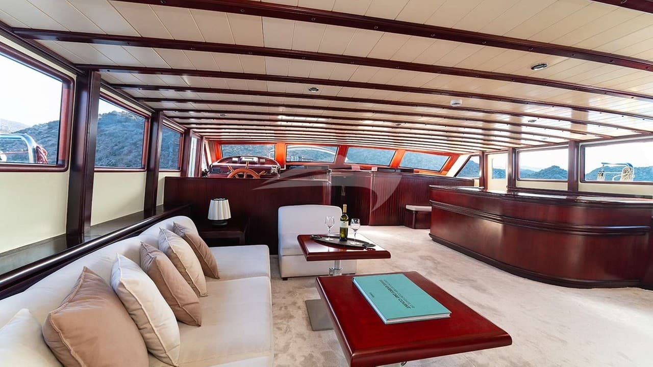 ALWAYS SMILE, photo from the yacht portfolio 13