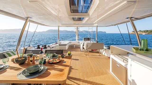 SUNNY DREAM yacht charter photo 4