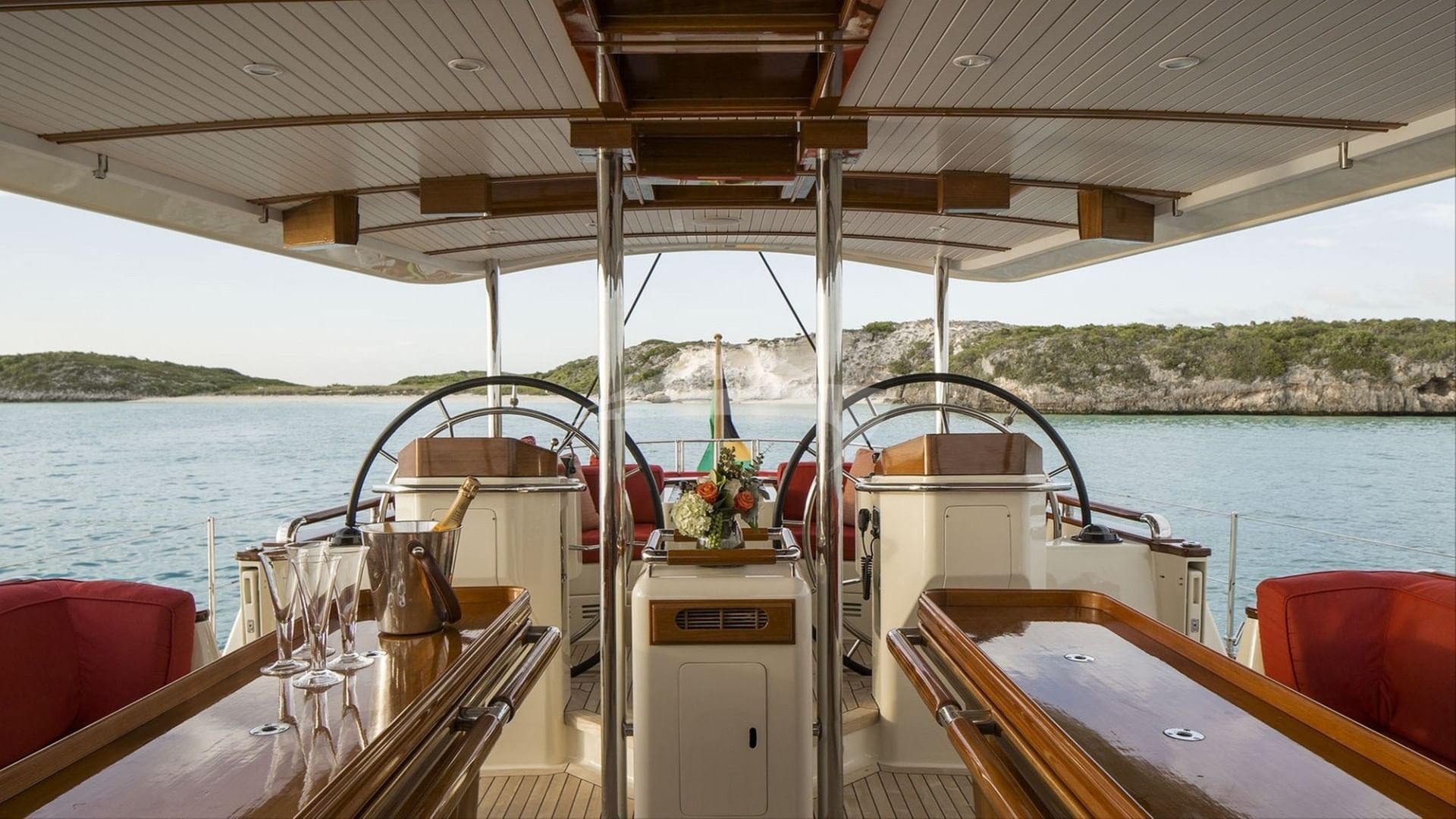 Deck Seating and cockpit