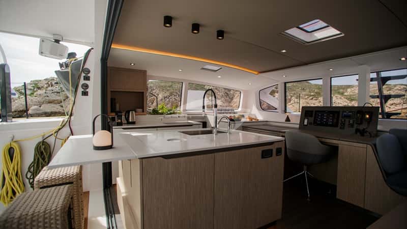 JOLIE 17m sailing yacht charter, photo 6
