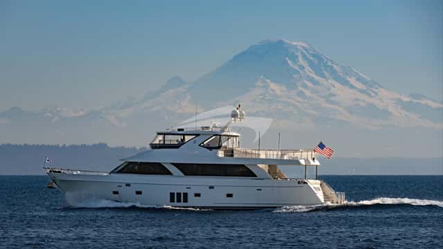 CHILLIN' 26m motor yacht for charter