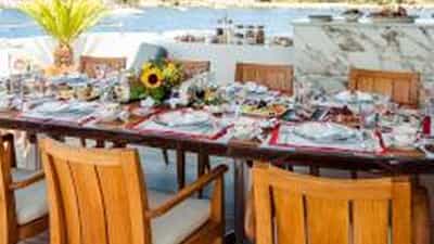 Deck Dining