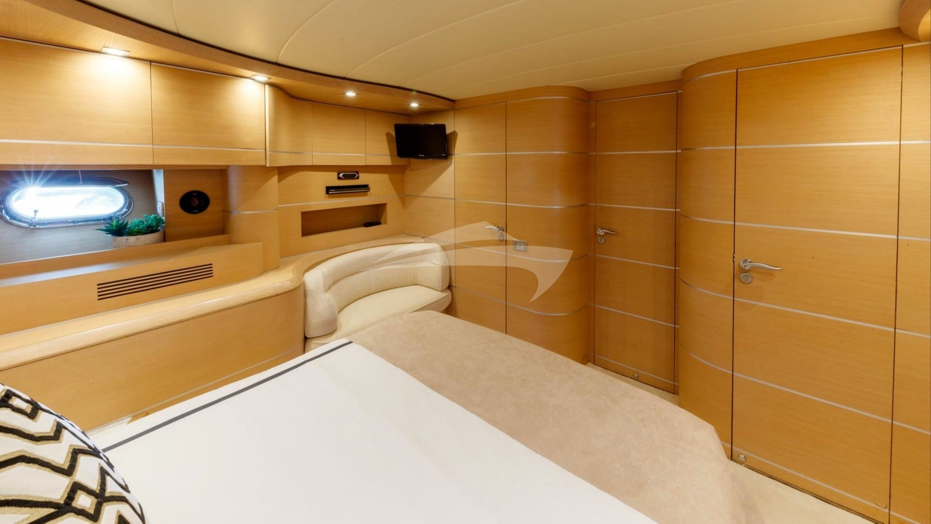Master Cabin