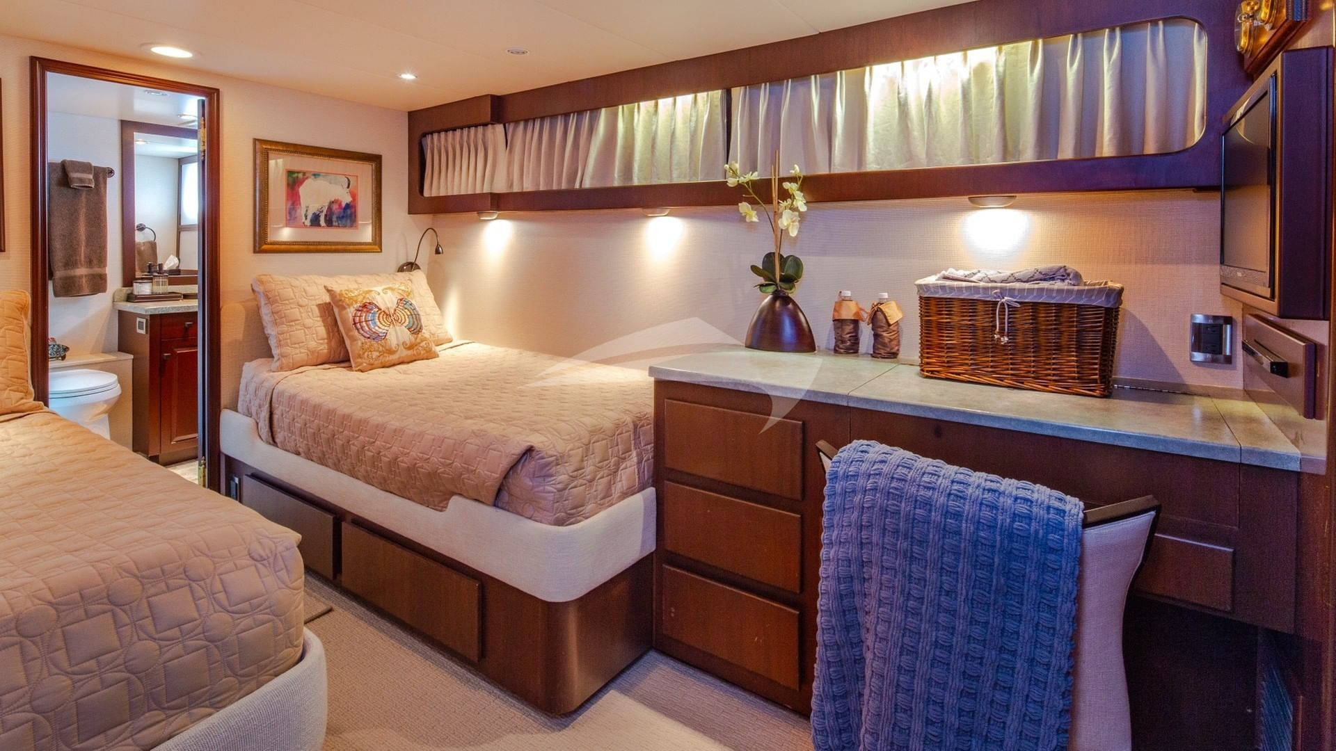 Starboard Twin Stateroom
