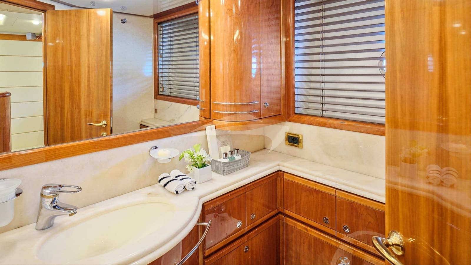 ESTIA ORION, photo from the yacht portfolio 22