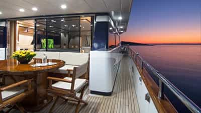 Side Deck