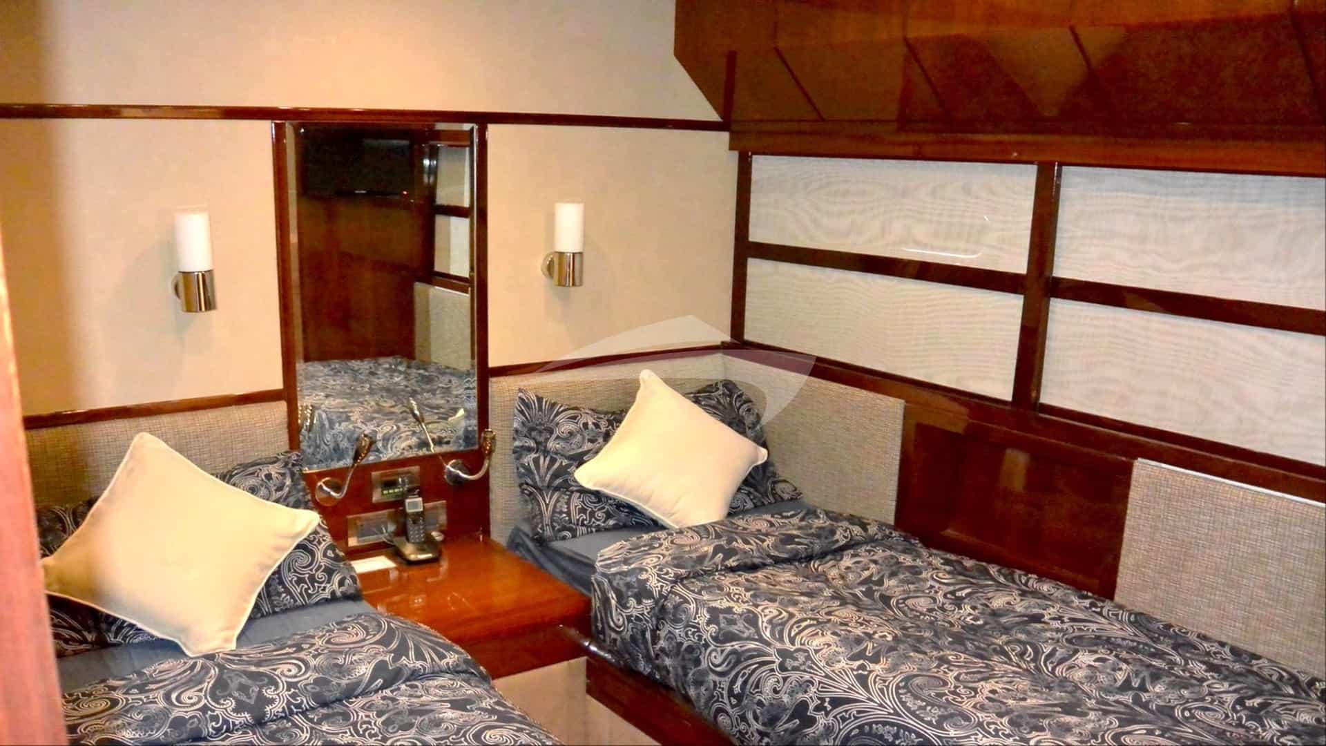 Twin Cabin