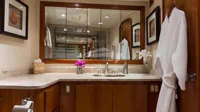 2nd VIP Bath