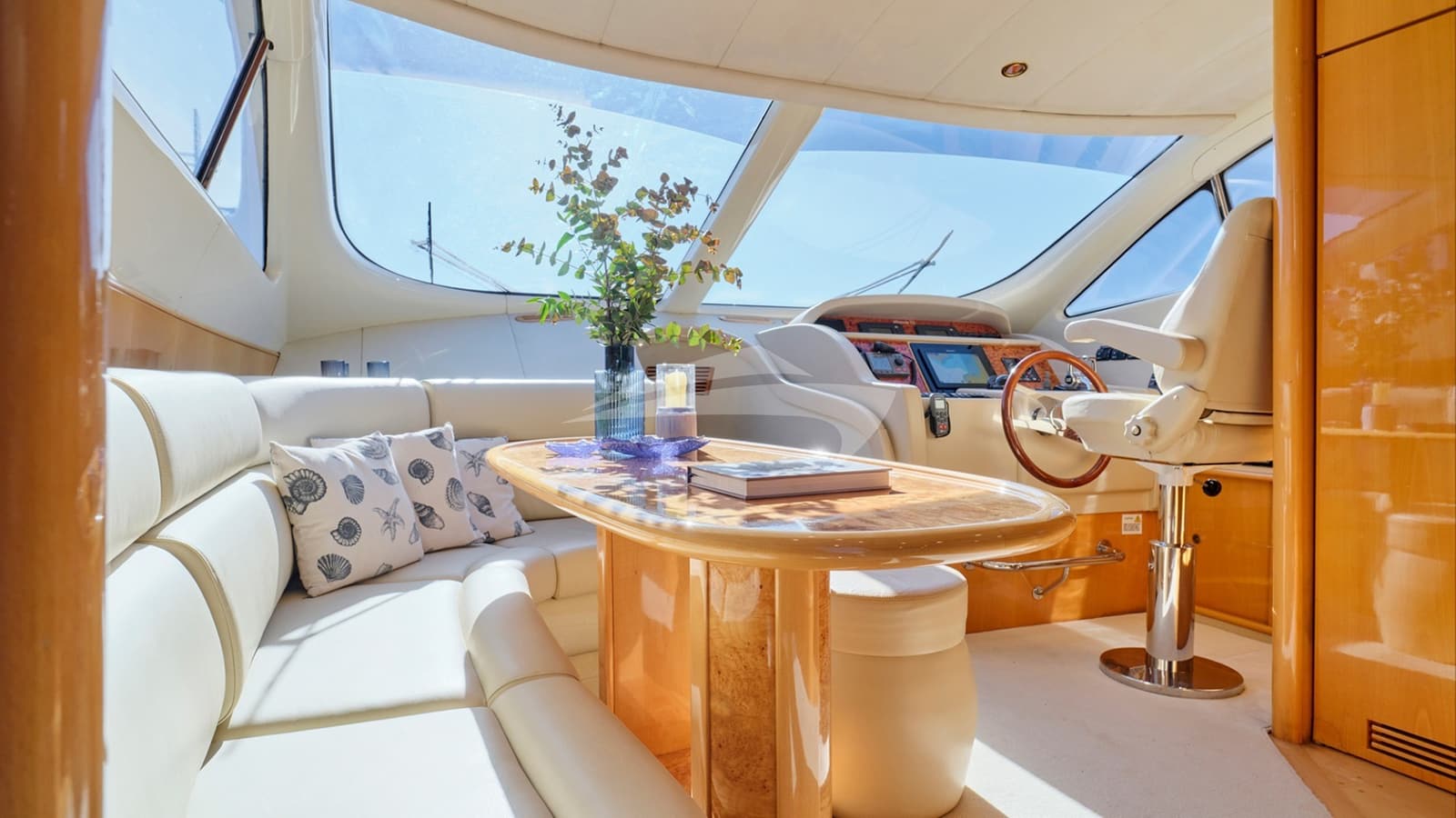 LADY L, photo from the yacht portfolio 18