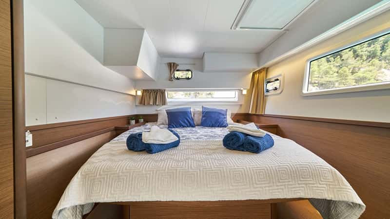 AURA 13m sailing yacht charter, photo 6