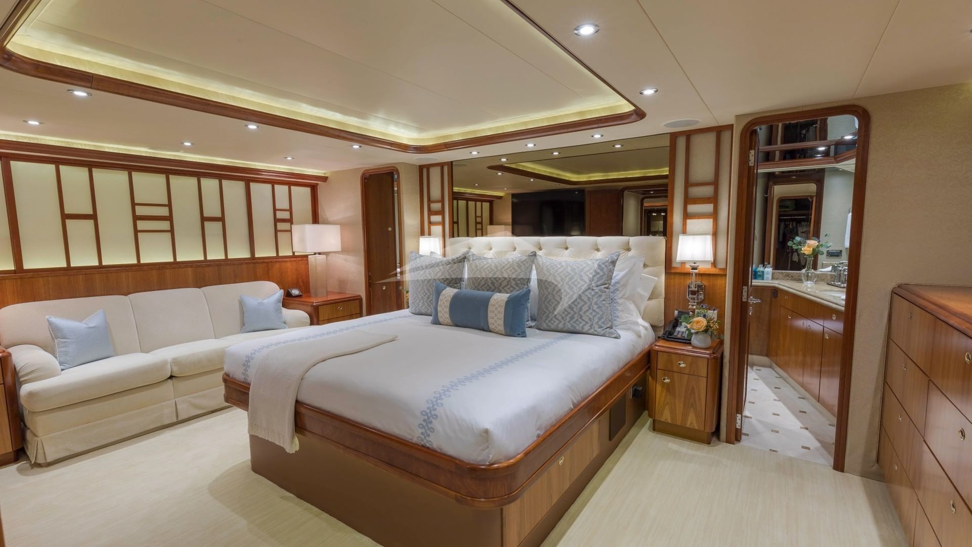 Master Stateroom-California King