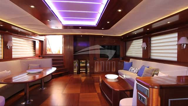 CARPE DIEM V yacht charter photo 2