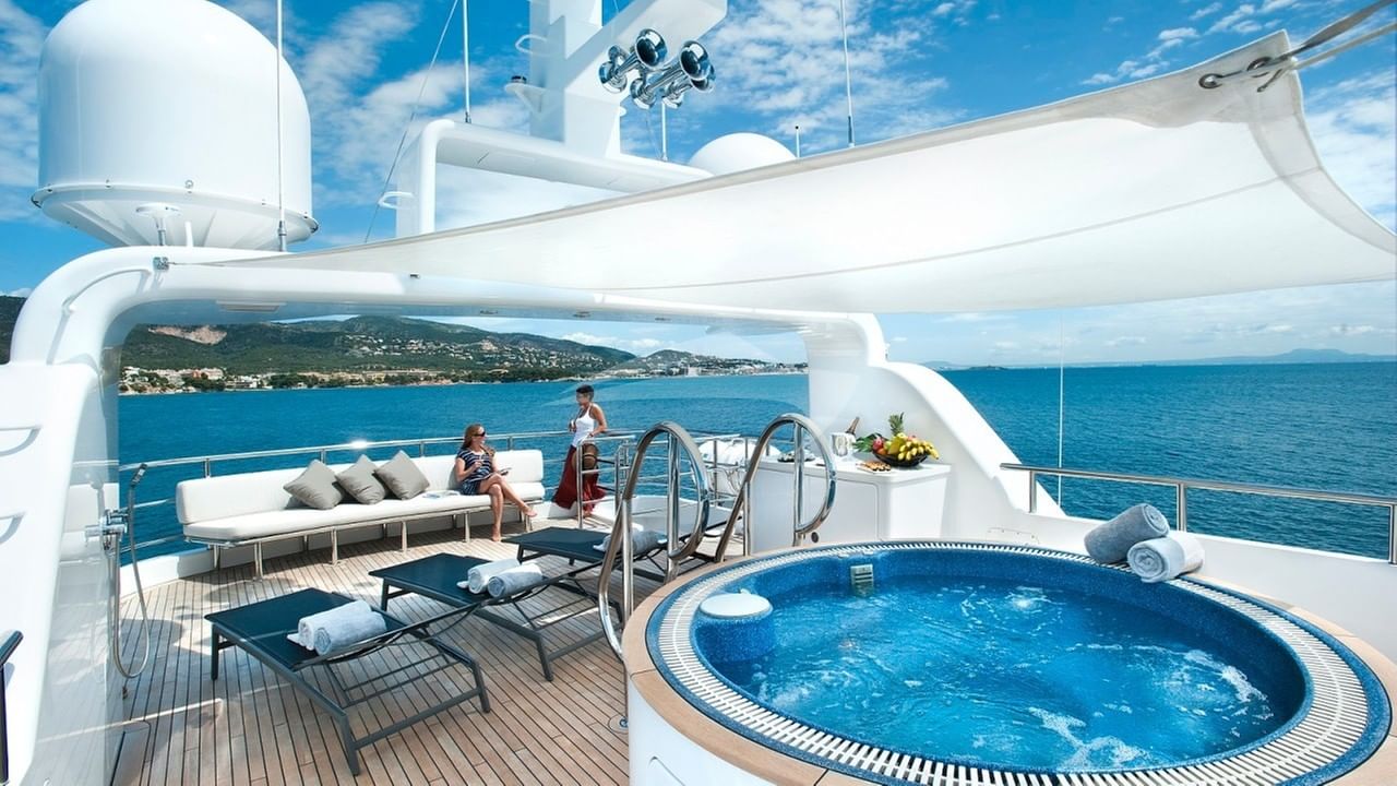 Jacuzzi Deck