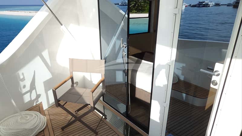 OVER REEF 17m motor yacht charter, photo 5