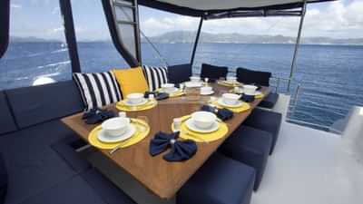 Evening Dining on Nenne