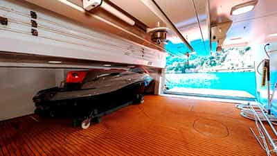 Tender Garage