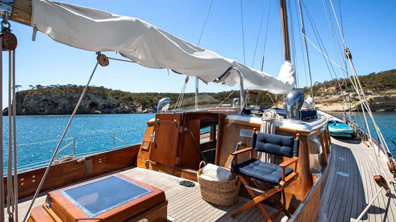 GAEL I 23m sailing yacht charter, photo 5