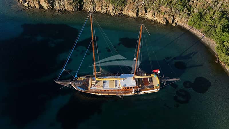 FORTUNA 28m motor yacht charter, photo 4