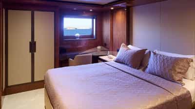 Double Cabin