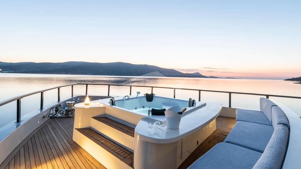 CALM DOWN, photo from the yacht portfolio 11