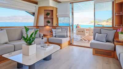 Saloon