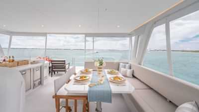 Al Fresco dining with open view