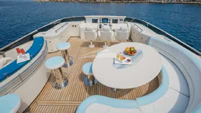 Top Deck