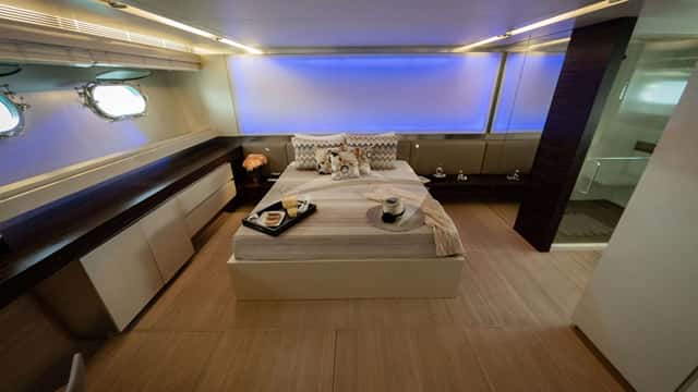 CADA UNO yacht charter photo 5