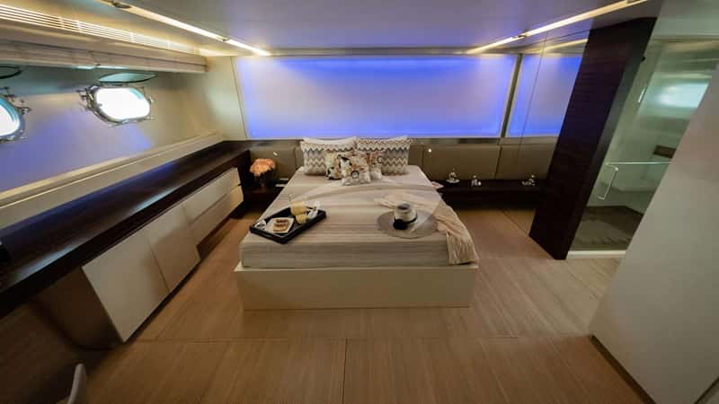 CADA UNO 35m motor yacht charter, photo 6