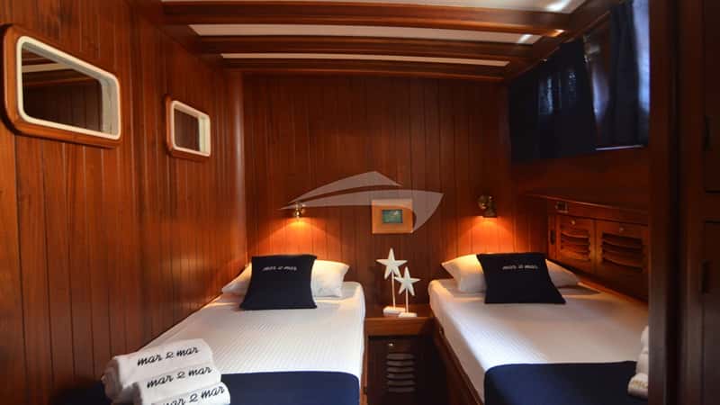 MAR E MAR 24m motor yacht charter, photo 9