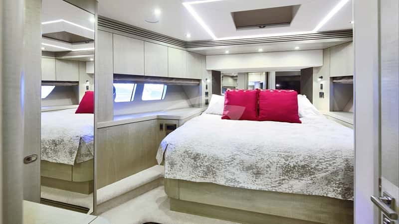 RAOUL W 24m motor yacht charter, photo 5