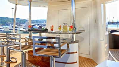 Deck Bar