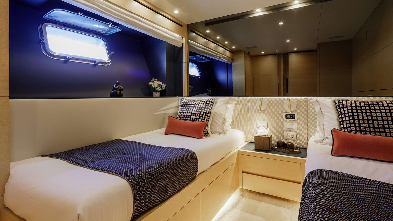 ELYSIUM, photo from the yacht portfolio 13