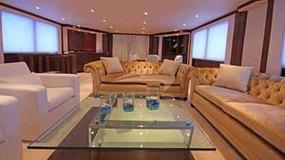 Saloon