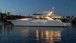 Yacht Charter SEA HAWK