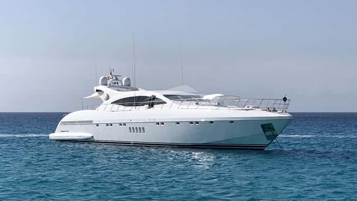 BELISA 33m motor yacht charter, photo 2
