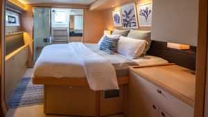 Yacht Charter RESPITE AT SEA With Worth Avenue Yachts