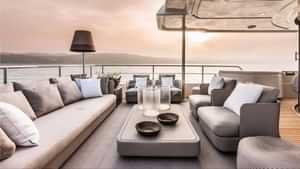 Yacht Charter YVONNE