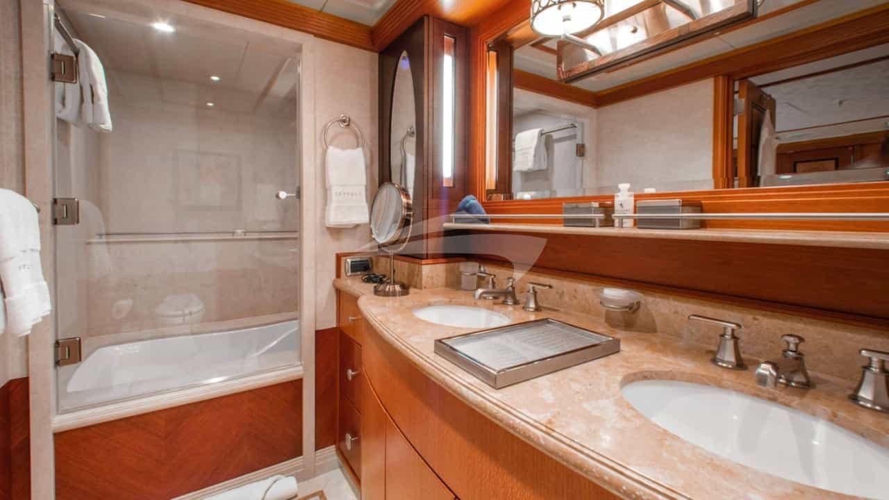 Lower Deck | Guest Stateroom Ensuite