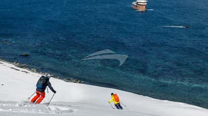 LA DATCHA 77m motor yacht charter, photo 8